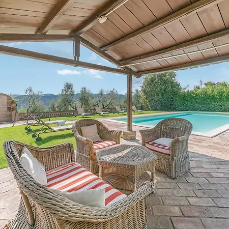 Stunning In Torgiano Pg With Kitchen *