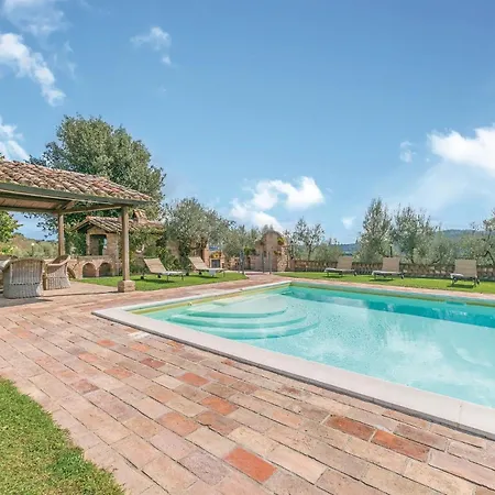 Casa vacanze Stunning In Torgiano Pg With Kitchen Brufa